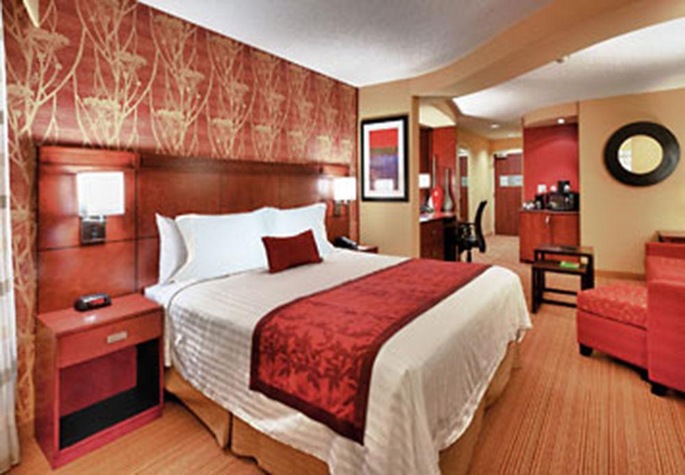 Courtyard By Marriott Alexandria Otel Oda fotoğraf