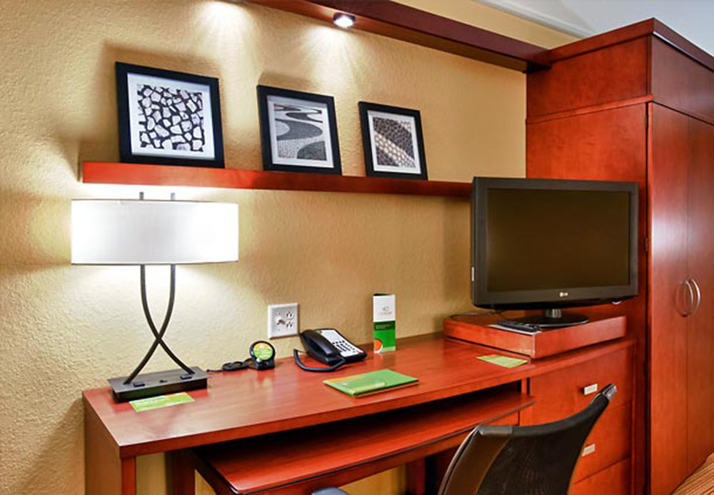 Courtyard By Marriott Alexandria Otel Dış mekan fotoğraf