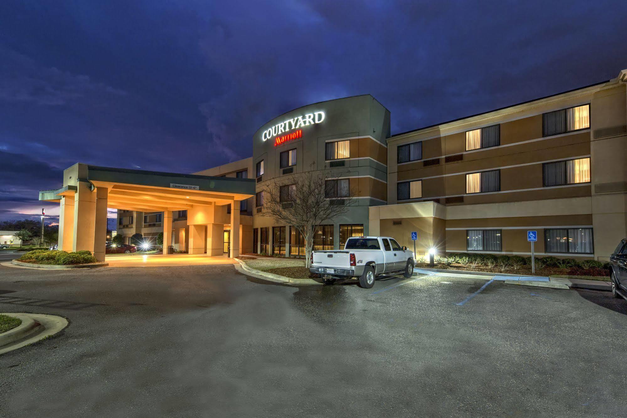 Courtyard By Marriott Alexandria Otel Dış mekan fotoğraf